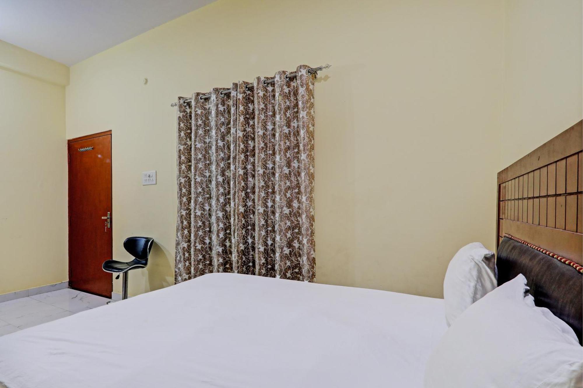 Hotel O Home Singhs Delight Варанасі Екстер'єр фото