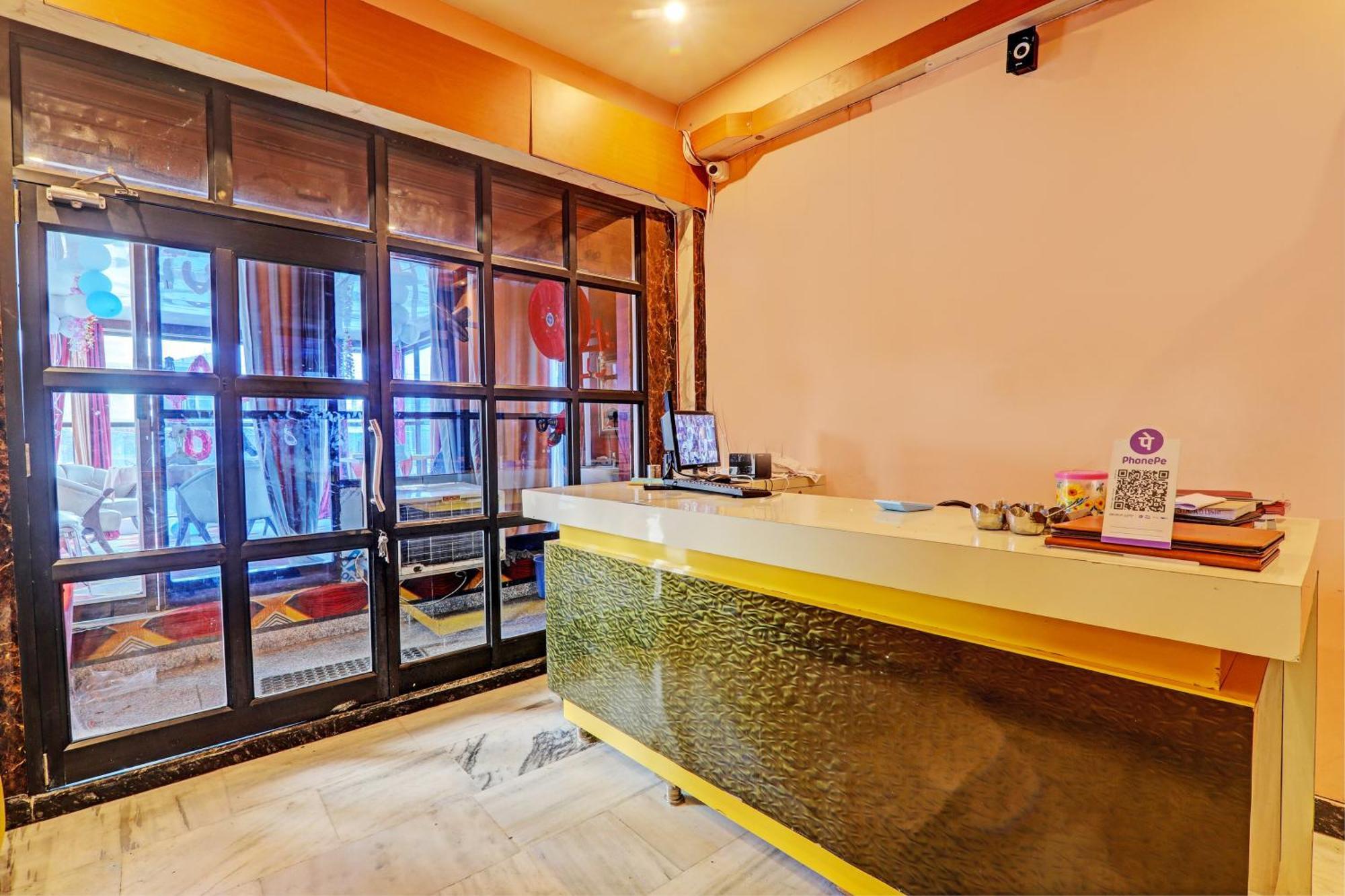 Hotel O Home Singhs Delight Варанасі Екстер'єр фото
