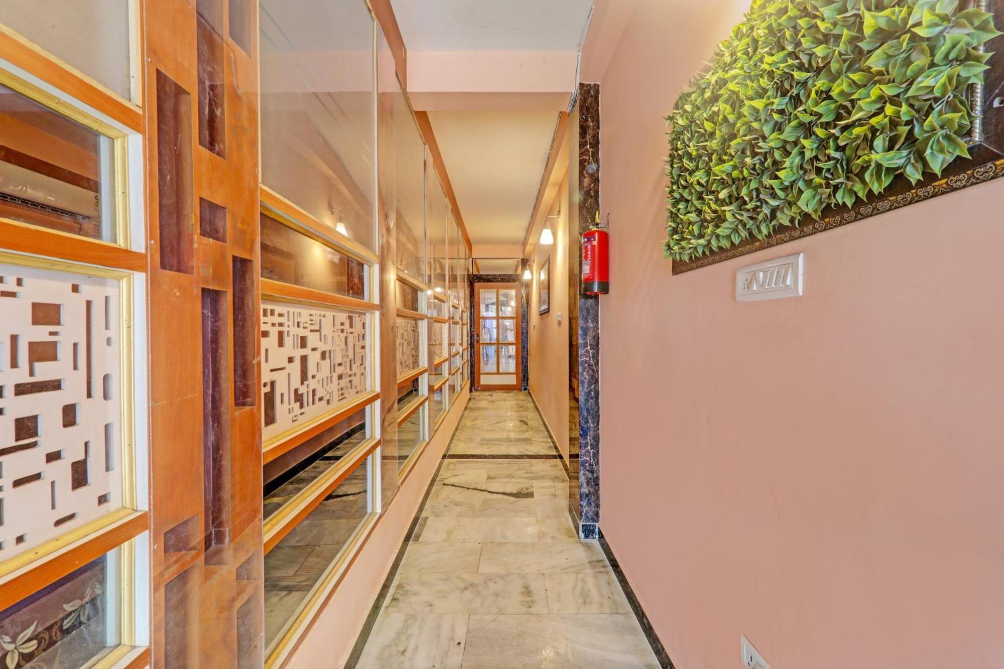 Hotel O Home Singhs Delight Варанасі Екстер'єр фото